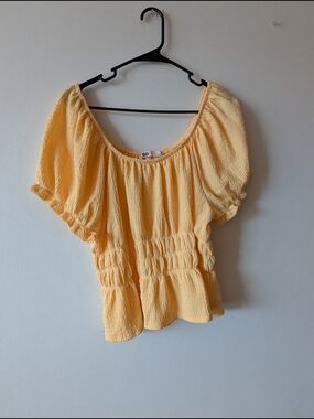 SO Yellow Ruffled Peasant Women's Top - Short Puff Sleeves 2X